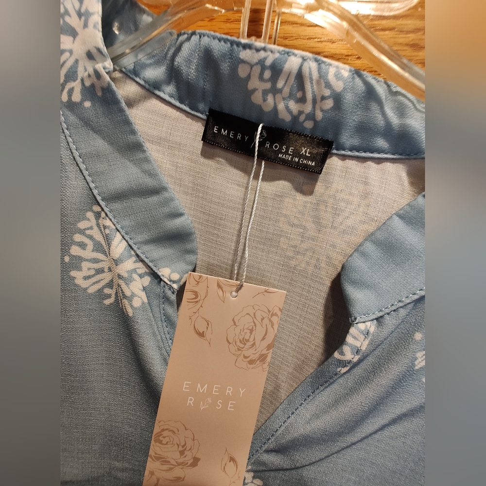 NWT Emery Rose Blue Floral Print Dress With Belt - Picture 7 of 9